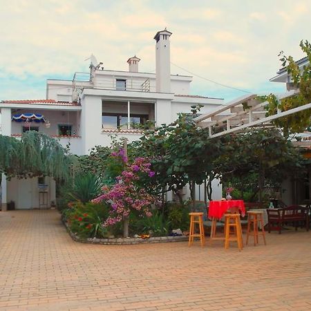 Casa Bianca Lägenhet Medulin Exteriör bild