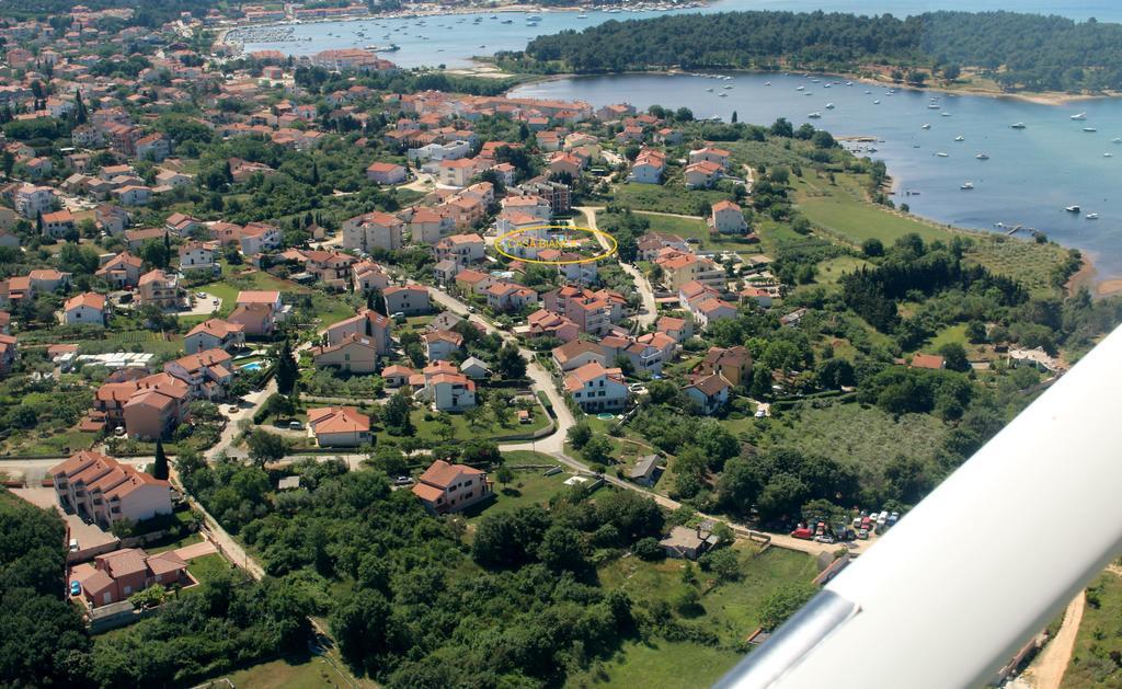 Casa Bianca Lägenhet Medulin Exteriör bild