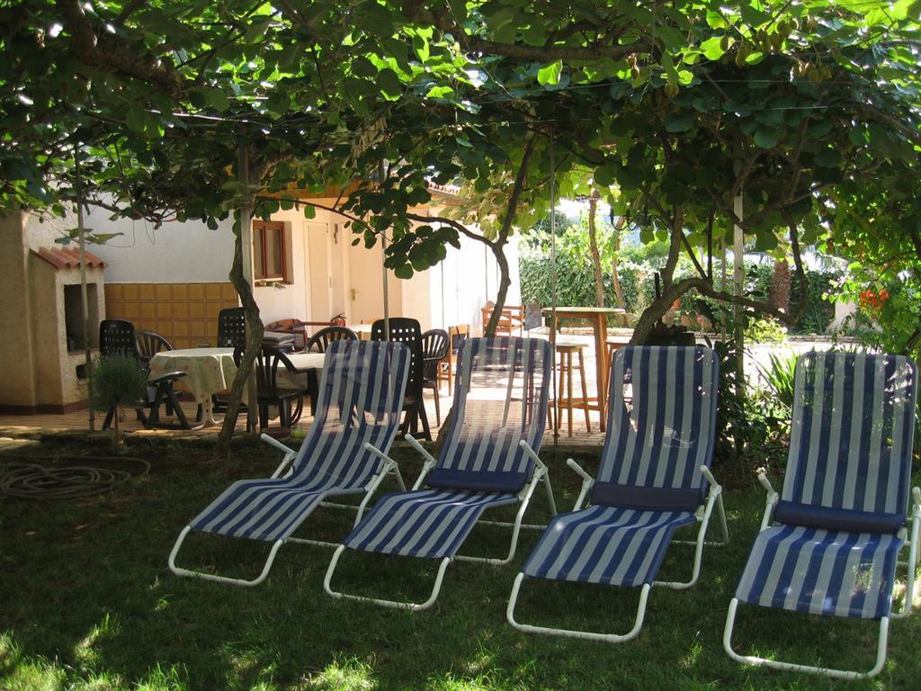 Casa Bianca Lägenhet Medulin Exteriör bild