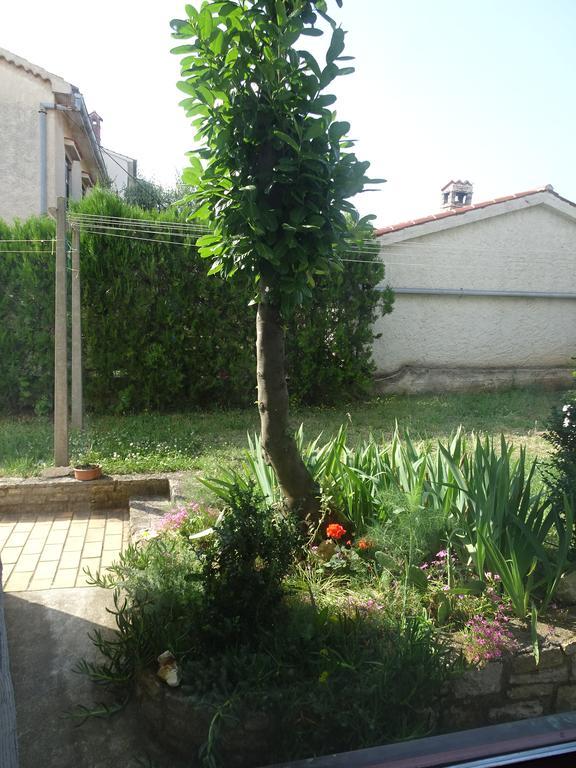 Casa Bianca Lägenhet Medulin Exteriör bild
